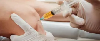Professional steroid injection treatment administered by a specialist for joint pain relief at Physio Experts.